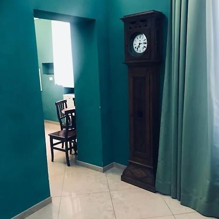 44 Appartamento Nel Centro Di Roma Via Nazionale Exterior photo